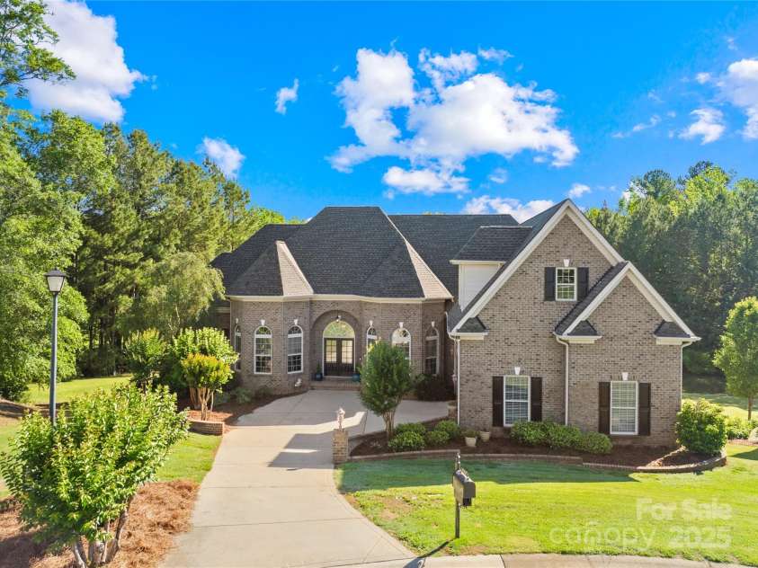 458 Inverness Place, Rock Hill, SC 29730.  MLS# CAR4255633, YatesRealty ID 28572. 