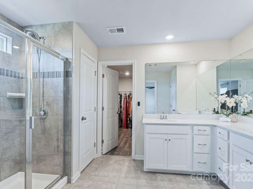 4272 Spadefoot Court, Lancaster, SC 29720.  MLS# CAR4281946, YatesRealty ID 28573. Primary bathroom