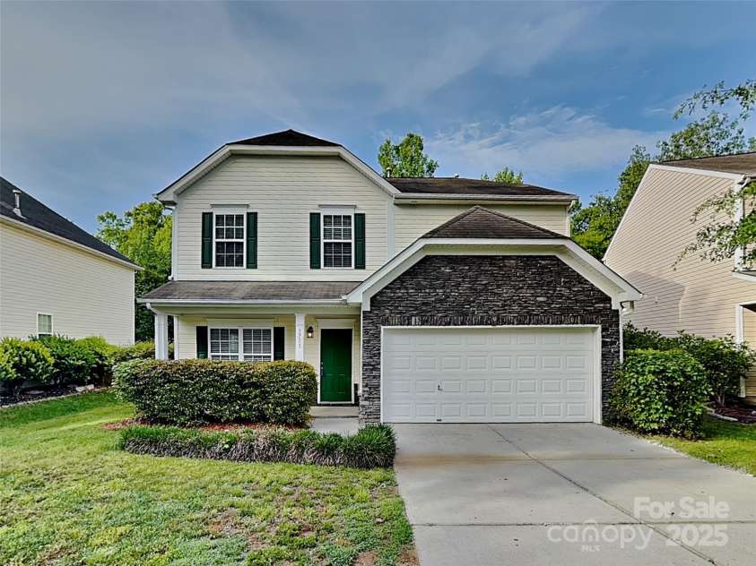 3711 Green Pasture Road, Charlotte, NC 28269.  MLS# CAR4258862, YatesRealty ID 28574. 