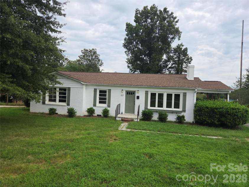 707 1st Street, Cherryville, NC 28021.  MLS# CAR4385987, YatesRealty ID 28574. 