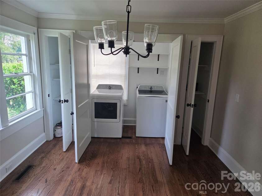 707 1st Street, Cherryville, NC 28021.  MLS# CAR4385987, YatesRealty ID 28574. Laundy