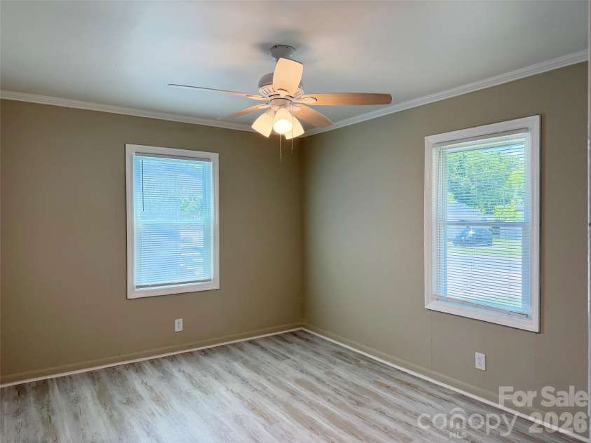372 Baker Street, Rock Hill, SC 29730.  MLS# CAR4384377, YatesRealty ID 28579. 