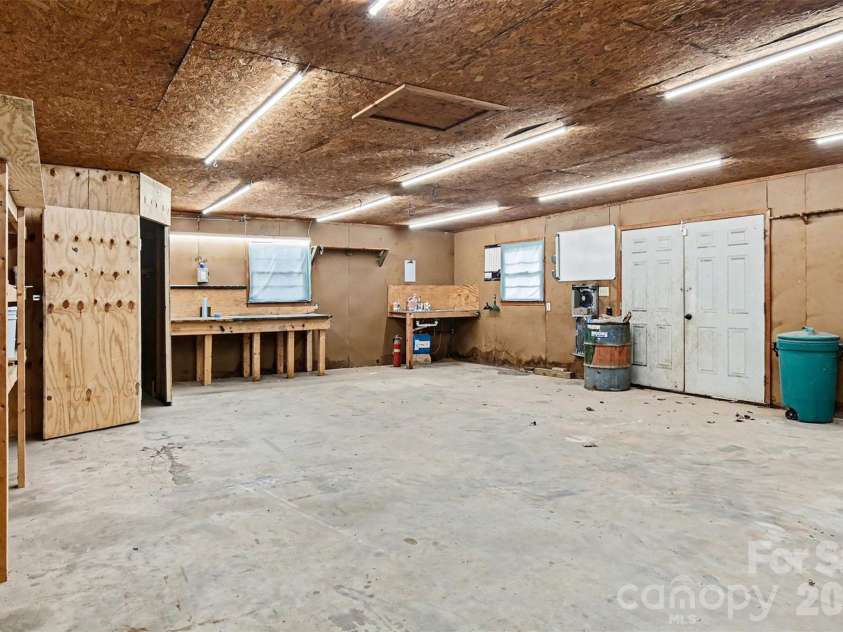 238 Lakeview Drive, Blacksburg, SC 29702.  MLS# CAR4338357, YatesRealty ID 2858. 