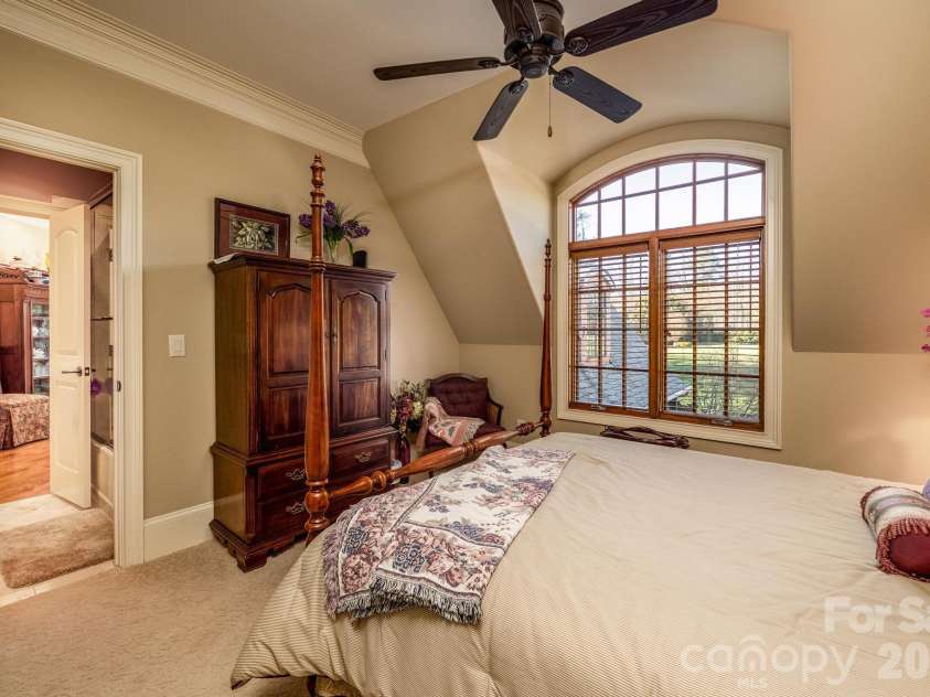4246 Sigmon Cove Lane, Terrell, NC 28682.  MLS# CAR4338101, YatesRealty ID 2858. Bedroom 3 w/Access to Full Bath