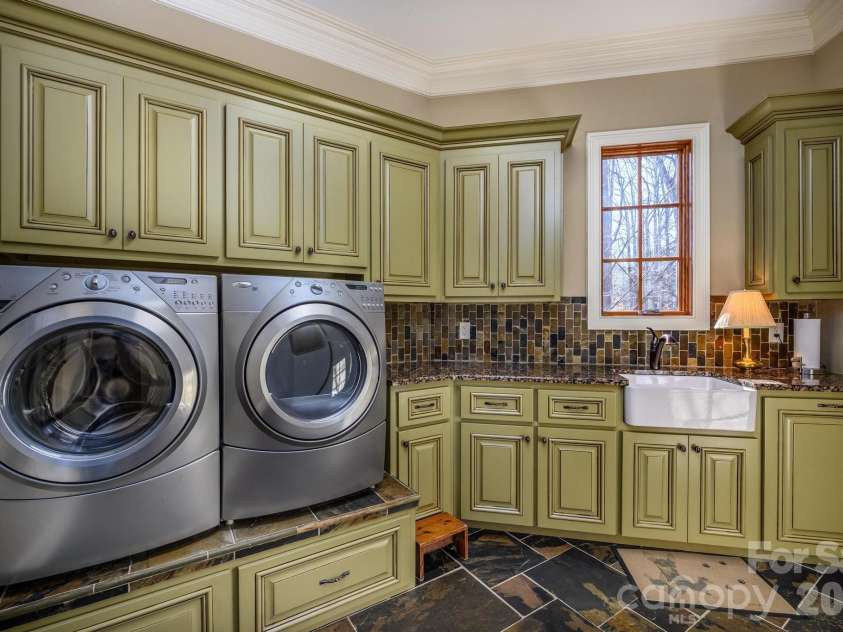 4246 Sigmon Cove Lane, Terrell, NC 28682.  MLS# CAR4338101, YatesRealty ID 2858. Laundry Room w/Sink & Cabinets