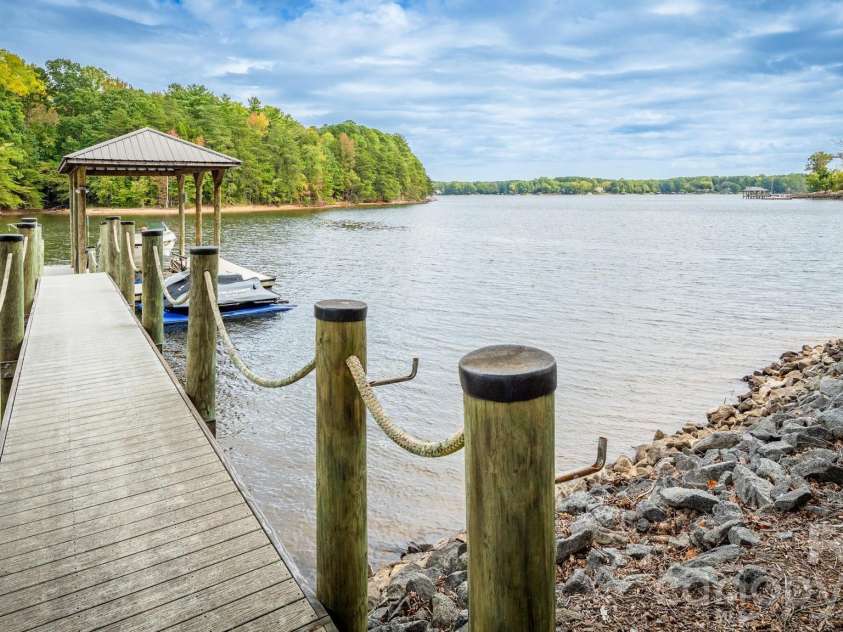 4246 Sigmon Cove Lane, Terrell, NC 28682.  MLS# CAR4338101, YatesRealty ID 2858. Pier & Boat Slip