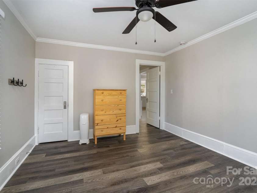 807 Klondale Avenue, Kannapolis, NC 28081.  MLS# CAR4192957, YatesRealty ID 2858. 