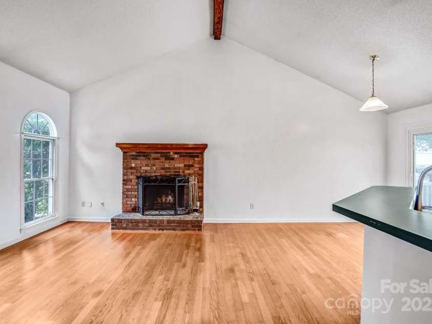 8901 English Saddle Lane, Charlotte, NC 28273.  MLS# CAR4261455, YatesRealty ID 28580. 