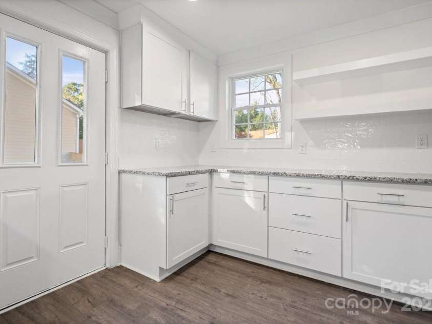 225 Lee Street, Mount Holly, NC 28120.  MLS# CAR4313791, YatesRealty ID 28581. 