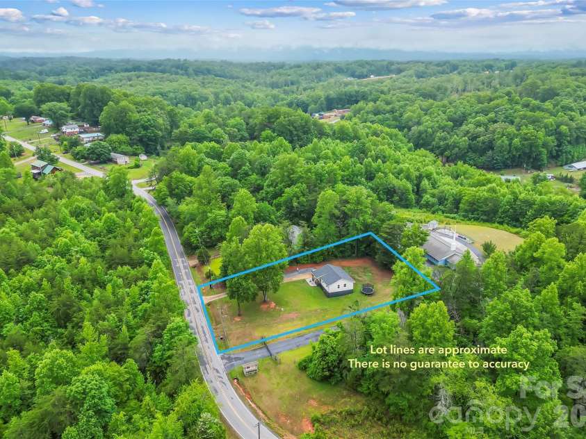 825 Creek Road, Nebo, NC 28761.  MLS# CAR4386618, YatesRealty ID 28582. 