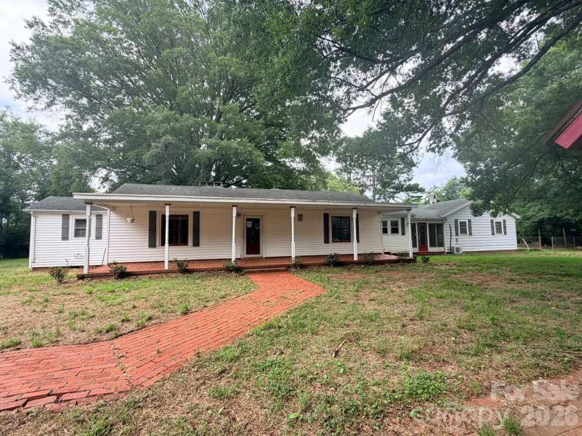 2940 Shue Road, Salisbury, NC 28147.  MLS# CAR4389370, YatesRealty ID 28583. 