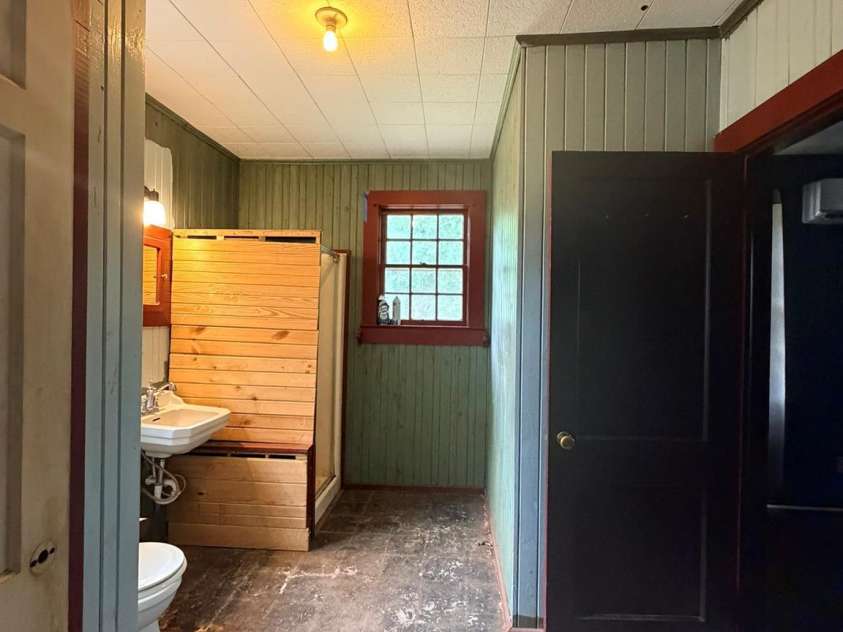 2940 Shue Road, Salisbury, NC 28147.  MLS# CAR4389370, YatesRealty ID 28583. 