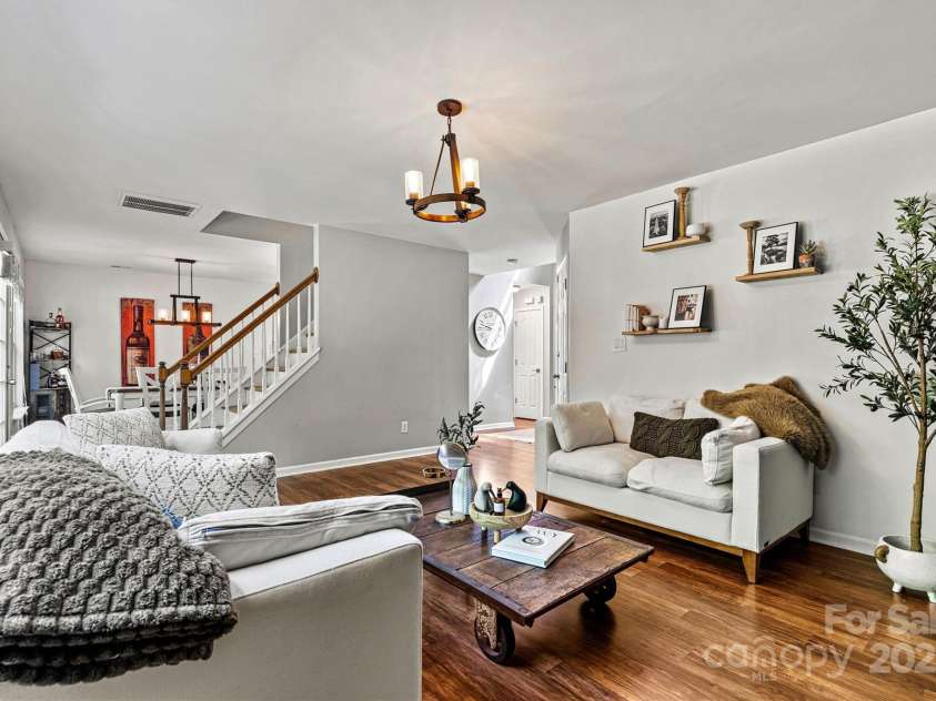 136 Bluffton Road, Mooresville, NC 28115.  MLS# CAR4270872, YatesRealty ID 28584. Living Room