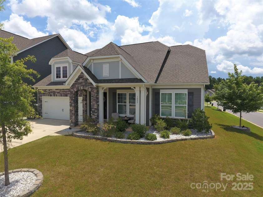1085 Harbor Bay Drive, Fort Mill, SC 29707.  MLS# CAR4280759, YatesRealty ID 28585. 