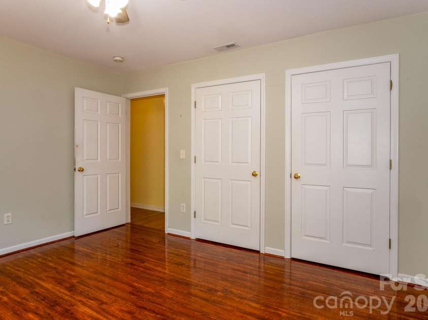 515 Carrington Place, Arden, NC 28704.  MLS# CAR4383772, YatesRealty ID 28586. 
