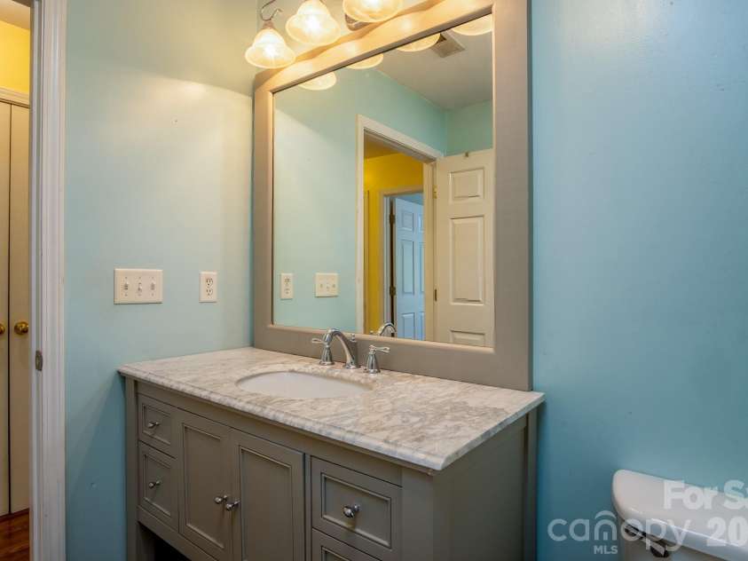 515 Carrington Place, Arden, NC 28704.  MLS# CAR4383772, YatesRealty ID 28586. 