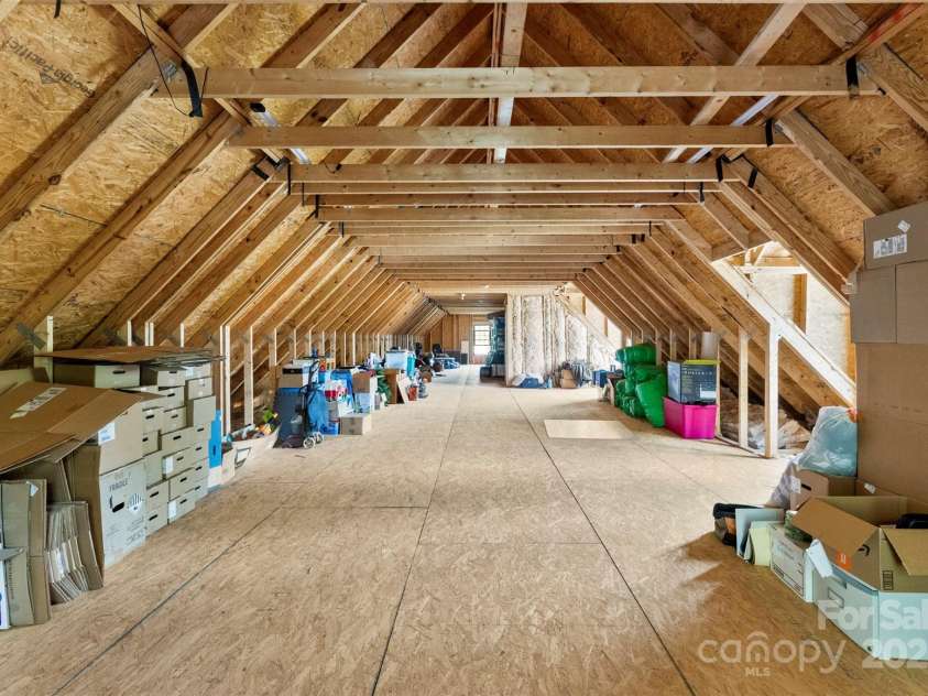 10715 Paxtons Place, Davidson, NC 28036.  MLS# CAR4283419, YatesRealty ID 28588. 2nd Floor Additional Space