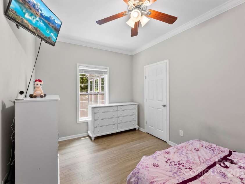 10715 Paxtons Place, Davidson, NC 28036.  MLS# CAR4283419, YatesRealty ID 28588. Bedroom III