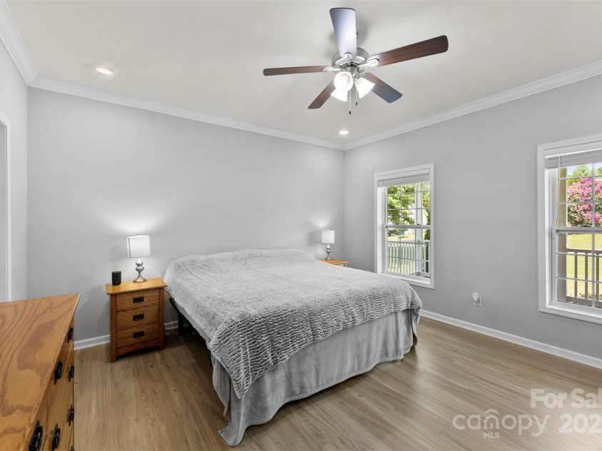 10715 Paxtons Place, Davidson, NC 28036.  MLS# CAR4283419, YatesRealty ID 28588. Primary Bedroom