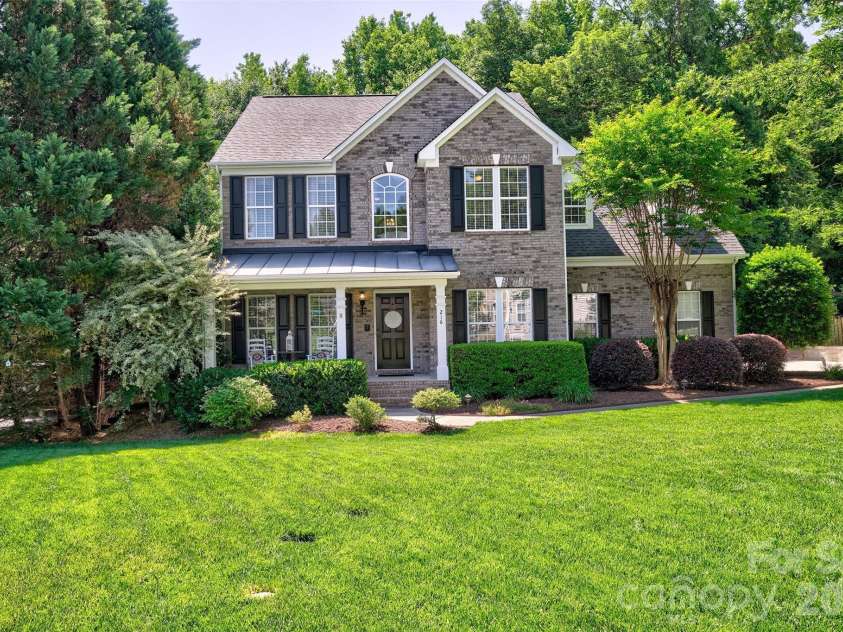 216 Choate Avenue, Fort Mill, SC 29708.  MLS# CAR4380669, YatesRealty ID 28588. Come on in!