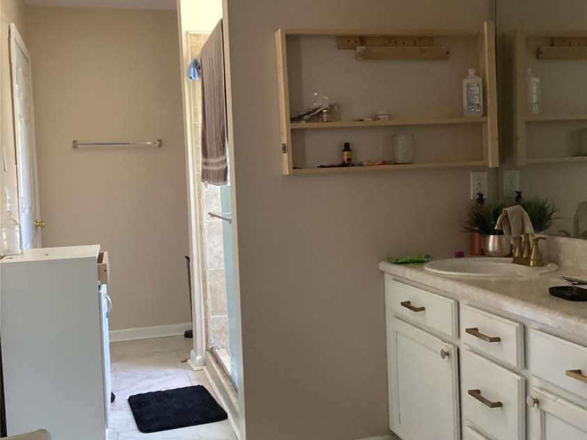 533 Autumn Glen Road, Columbia, SC 29229.  MLS# CAR4340877, YatesRealty ID 2859. 