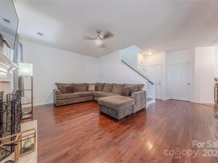 9566 Turning Wheel Drive, Charlotte, NC 28214.  MLS# CAR4226513, YatesRealty ID 2859. 