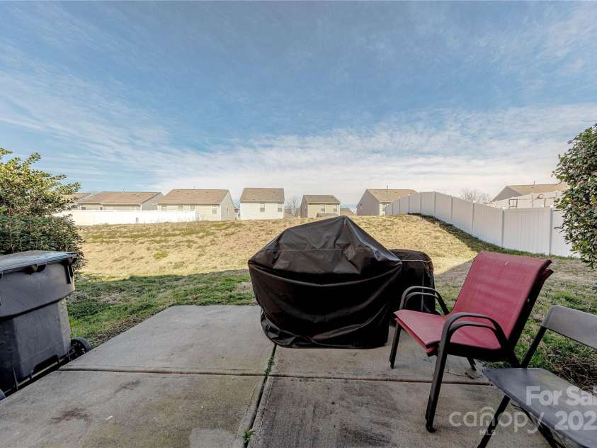 9566 Turning Wheel Drive, Charlotte, NC 28214.  MLS# CAR4226513, YatesRealty ID 2859. 