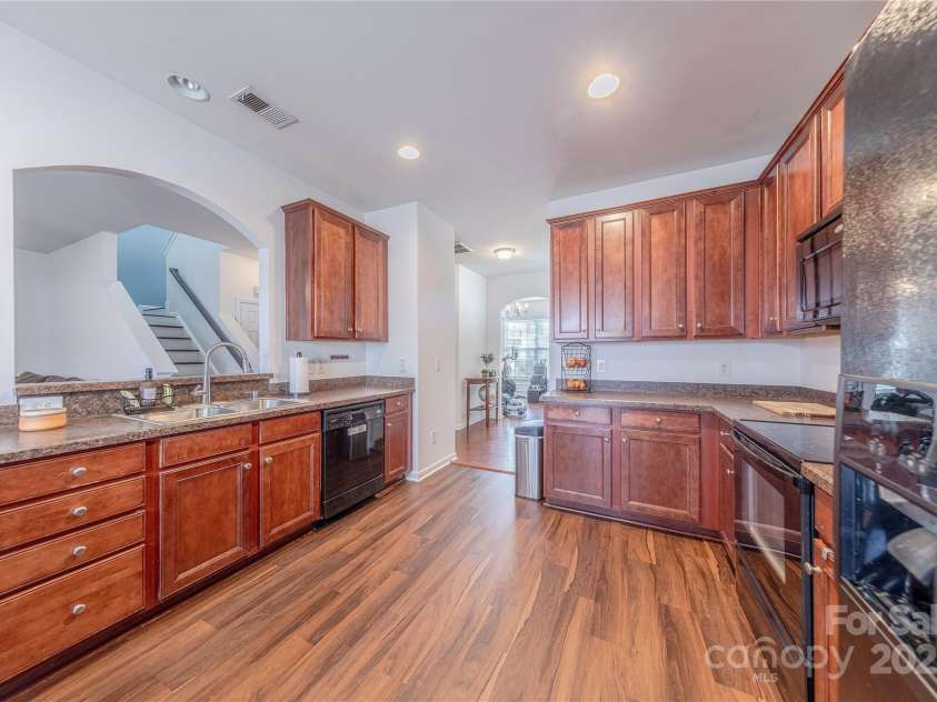 9566 Turning Wheel Drive, Charlotte, NC 28214.  MLS# CAR4226513, YatesRealty ID 2859. Kitchen open to the Great Room