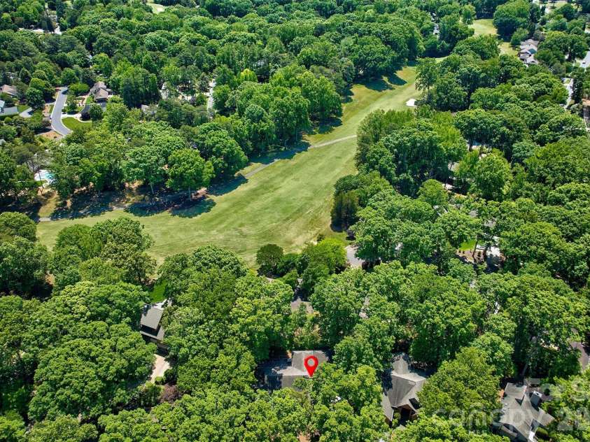 6 Honeysuckle Woods, Lake Wylie, SC 29710.  MLS# CAR4383785, YatesRealty ID 28590. Golf course hole #6