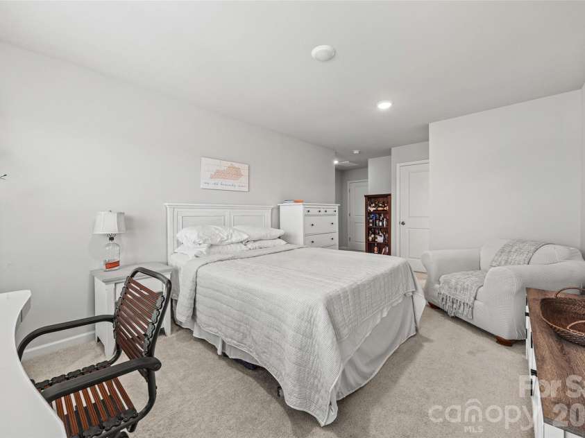 2511 Duncan Avenue, Charlotte, NC 28205.  MLS# CAR4383091, YatesRealty ID 28591. Additional view of 3rd floor bedroom