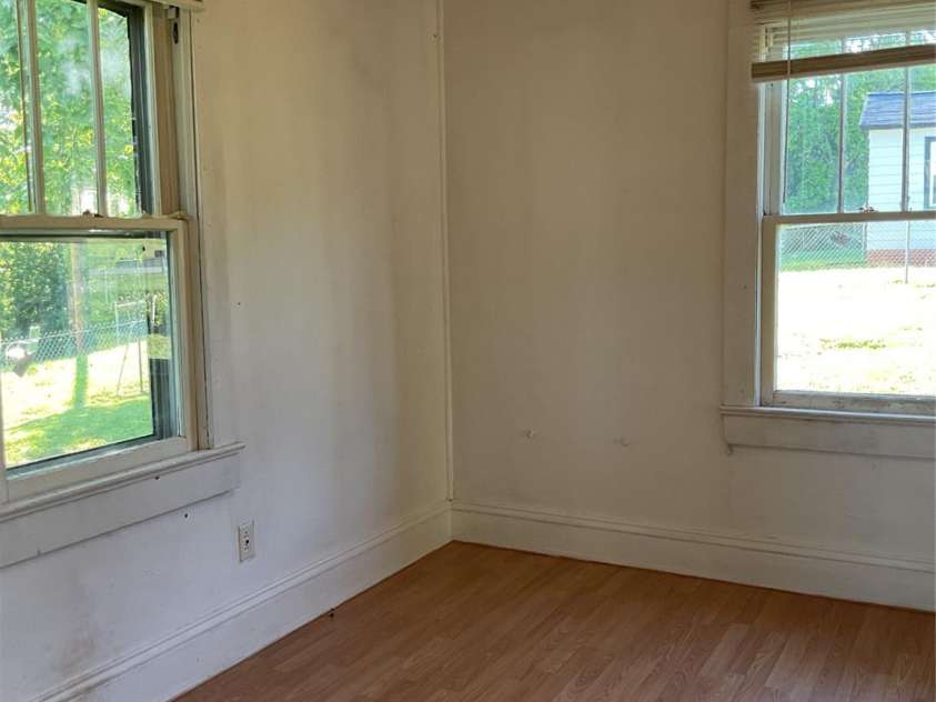 2138 Haven Circle, Lenoir, NC 28645.  MLS# CAR4263918, YatesRealty ID 28592. Bedroom #1 has 2 windows