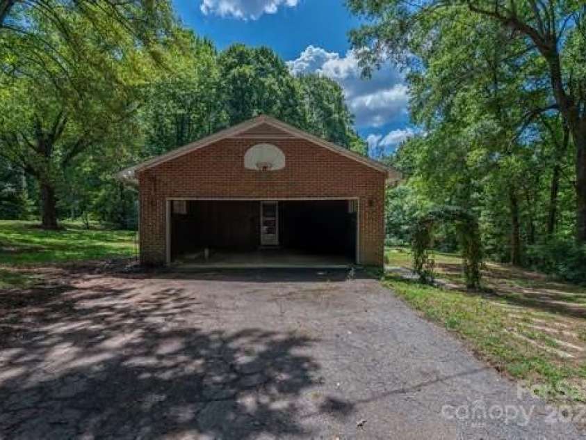 5955 Reepsville Road, Vale, NC 28168.  MLS# CAR4268864, YatesRealty ID 28593. 