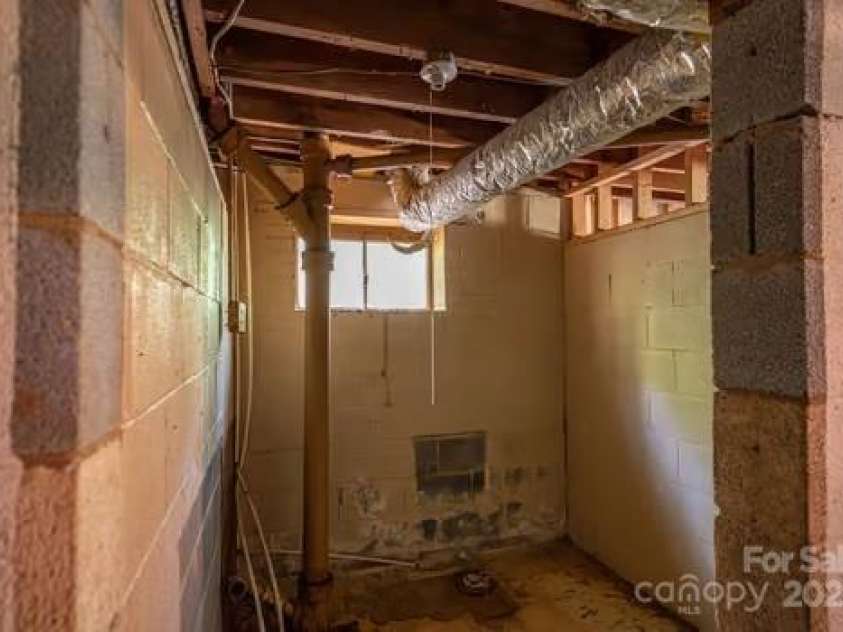 5955 Reepsville Road, Vale, NC 28168.  MLS# CAR4268864, YatesRealty ID 28593. 