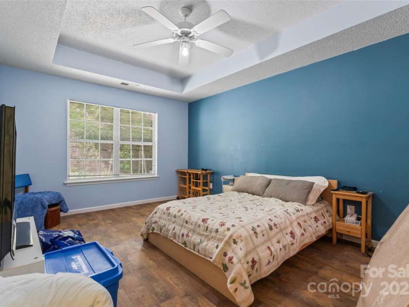 11913 Little Stoney Court, Charlotte, NC 28269.  MLS# CAR4249051, YatesRealty ID 28594. Bedroom
