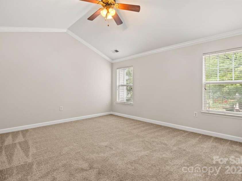 363 Doughton Lane, Charlotte, NC 28217.  MLS# CAR4280085, YatesRealty ID 28595. 