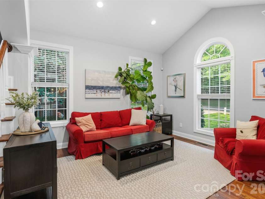 8023 Pendley Lane, Huntersville, NC 28078.  MLS# CAR4385393, YatesRealty ID 28595. 