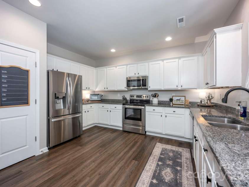 1367 Ron Whicker Drive, Catawba, NC 28609.  MLS# CAR4284264, YatesRealty ID 28596. 