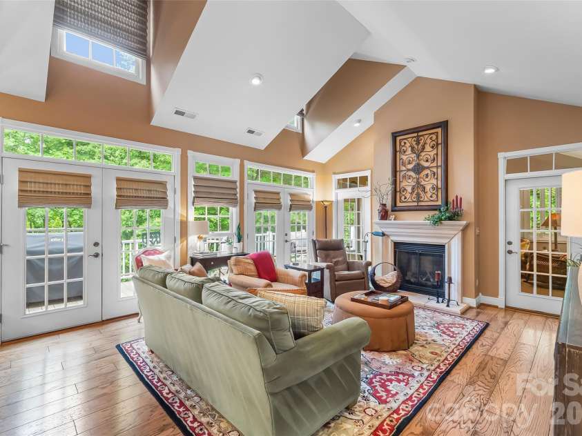483 Cross Creek Drive, Marion, NC 28752.  MLS# CAR4384240, YatesRealty ID 28597. 