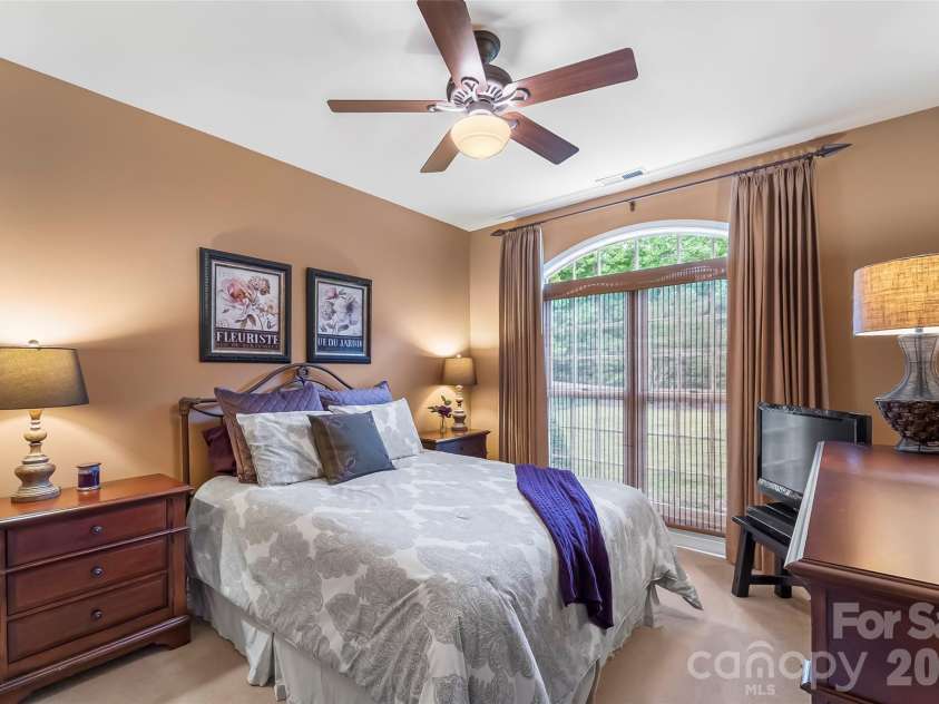 483 Cross Creek Drive, Marion, NC 28752.  MLS# CAR4384240, YatesRealty ID 28597. 