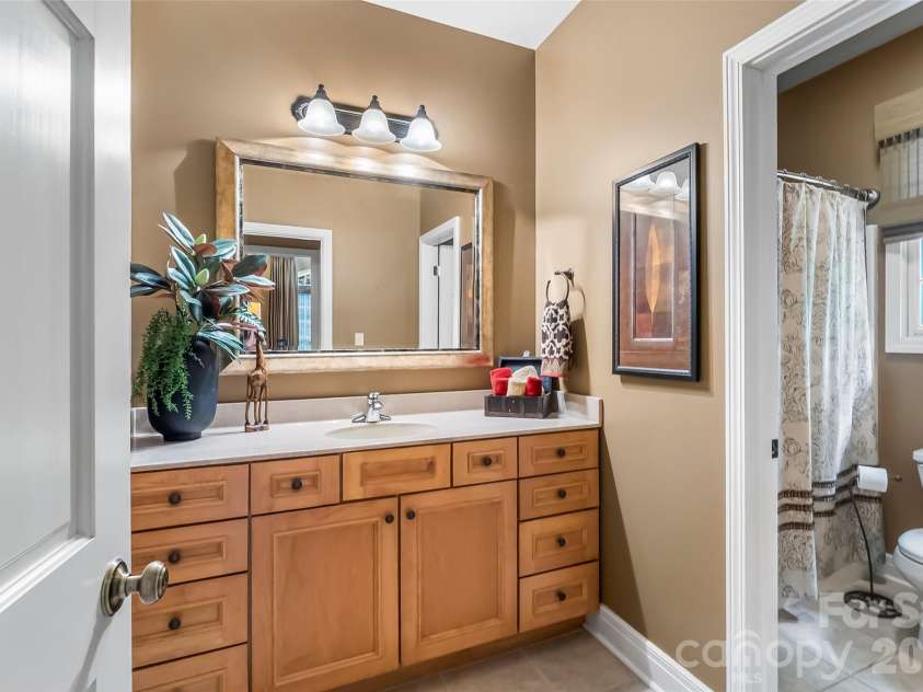 483 Cross Creek Drive, Marion, NC 28752.  MLS# CAR4384240, YatesRealty ID 28597. 