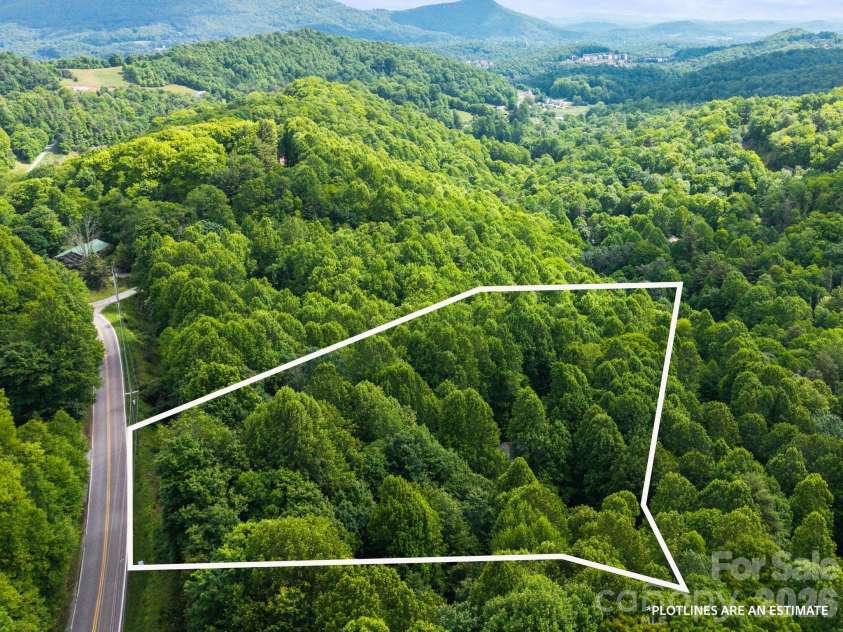 373 The Settlement Road, Boone, NC 28607.  MLS# CAR4383795, YatesRealty ID 28598. 