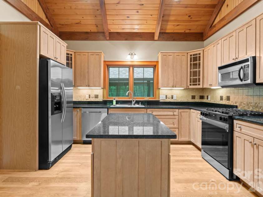 373 The Settlement Road, Boone, NC 28607.  MLS# CAR4383795, YatesRealty ID 28598. 
