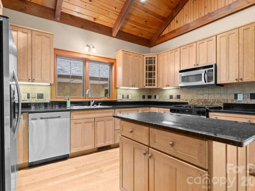 373 The Settlement Road, Boone, NC 28607.  MLS# CAR4383795, YatesRealty ID 28598. 