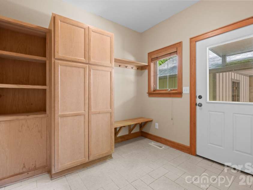373 The Settlement Road, Boone, NC 28607.  MLS# CAR4383795, YatesRealty ID 28598. 