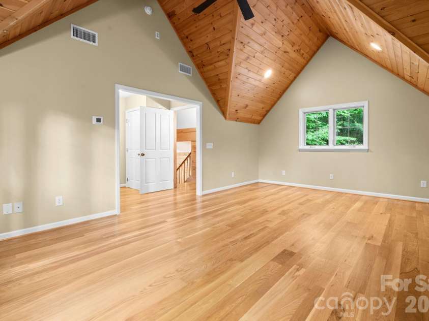 373 The Settlement Road, Boone, NC 28607.  MLS# CAR4383795, YatesRealty ID 28598. 
