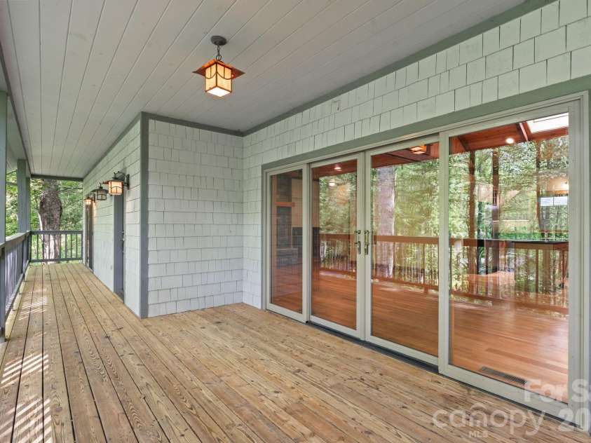 373 The Settlement Road, Boone, NC 28607.  MLS# CAR4383795, YatesRealty ID 28598. 