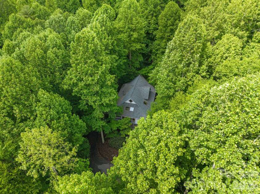 373 The Settlement Road, Boone, NC 28607.  MLS# CAR4383795, YatesRealty ID 28598. 