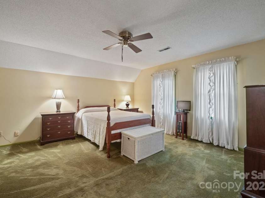 112 Julia Drive, Lincolnton, NC 28092.  MLS# CAR4257855, YatesRealty ID 286. 