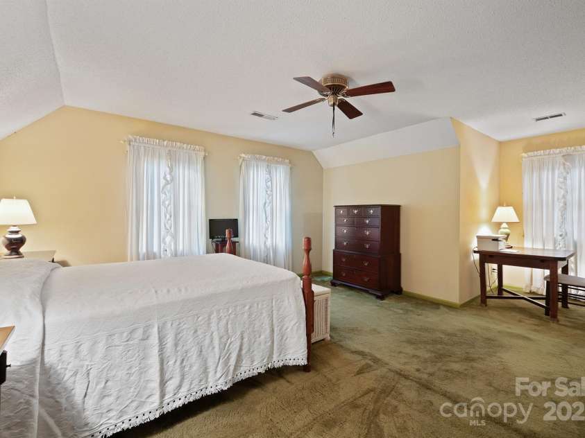 112 Julia Drive, Lincolnton, NC 28092.  MLS# CAR4257855, YatesRealty ID 286. 