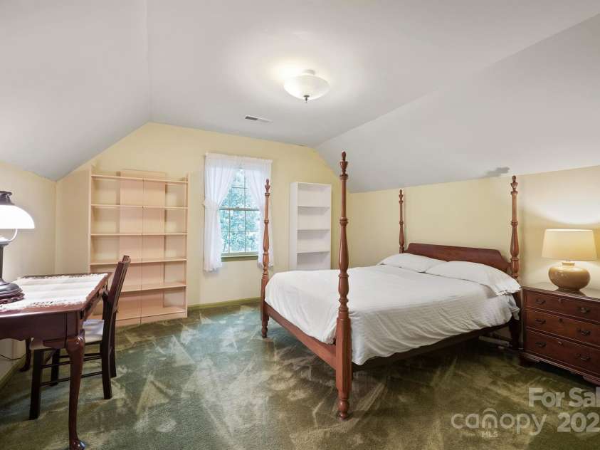 112 Julia Drive, Lincolnton, NC 28092.  MLS# CAR4257855, YatesRealty ID 286. 